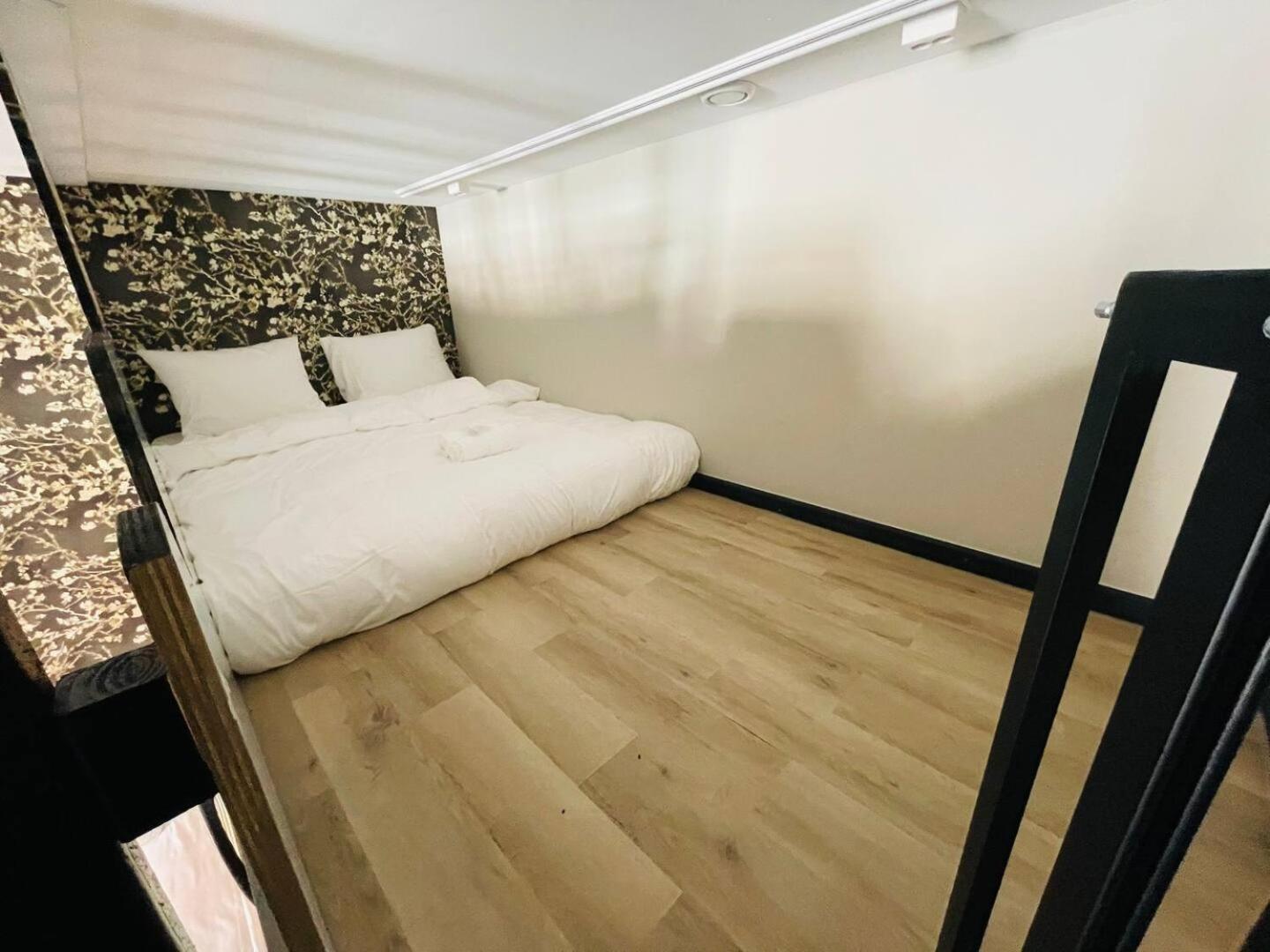 Child Favorite Coach House City Villa Tilburg Exterior foto